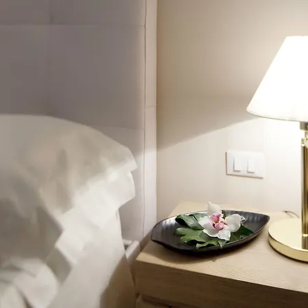 Palazzo Brunaccini Boutique Hotel
