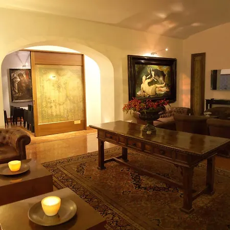 Palazzo Brunaccini Boutique