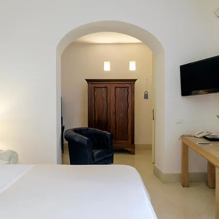 Hotel Palazzo Brunaccini Boutique 4*