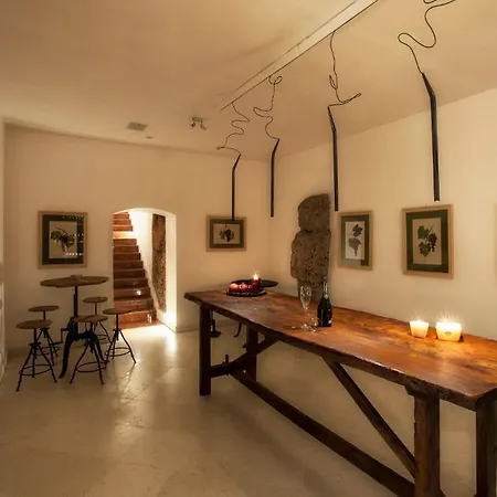 Palazzo Brunaccini Boutique Hotel