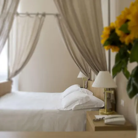 Palazzo Brunaccini Boutique Hotel 4*