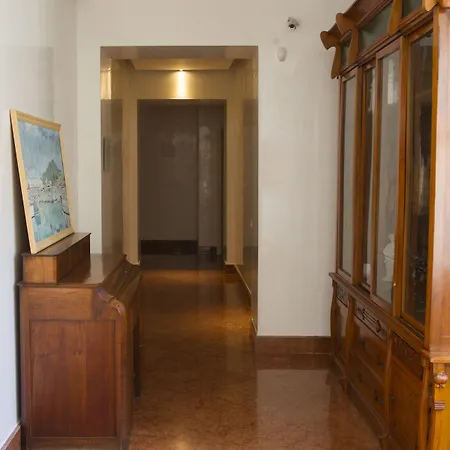 Palazzo Brunaccini Boutique Hotel
